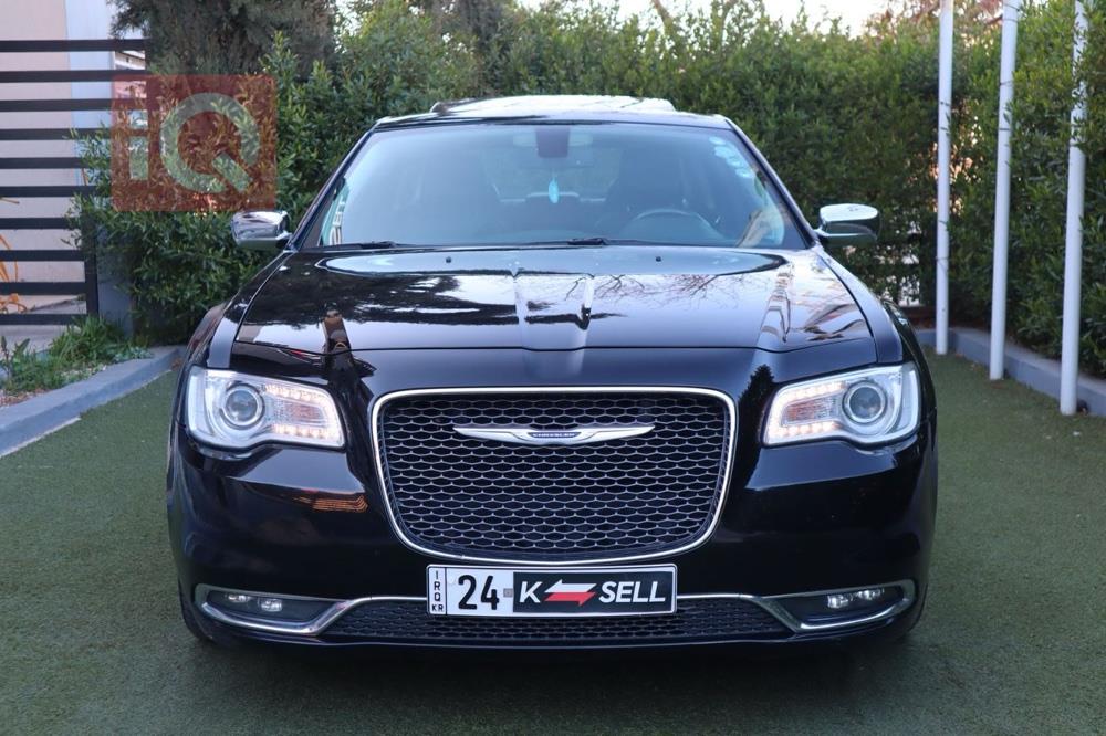 کرایسلەر 300